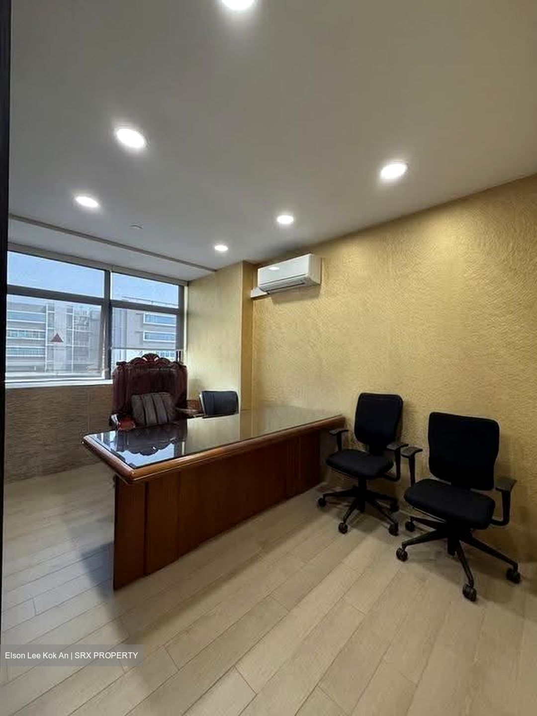 Vertex (D14), Office #604748191